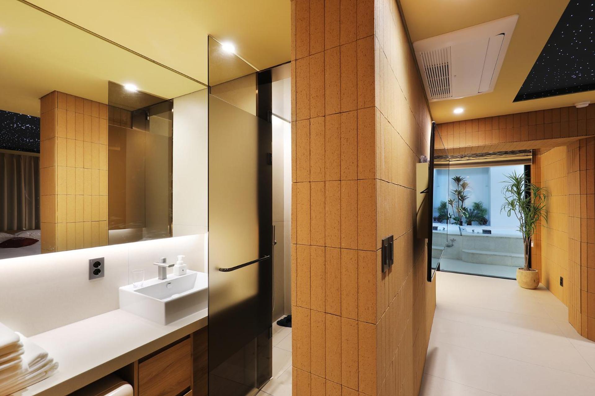 Khách sạn By The Designers Seoul