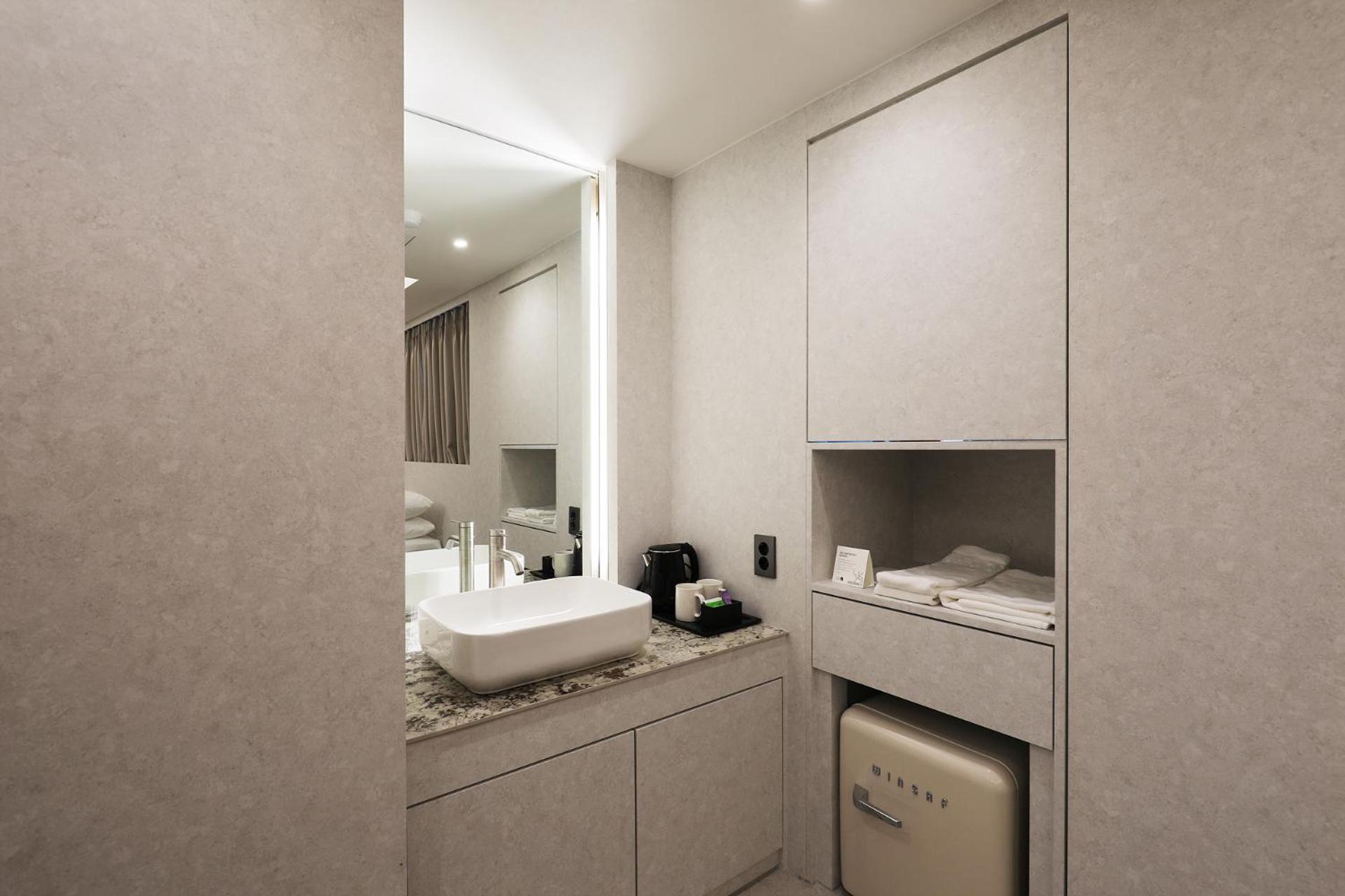 Khách sạn By The Designers Seoul